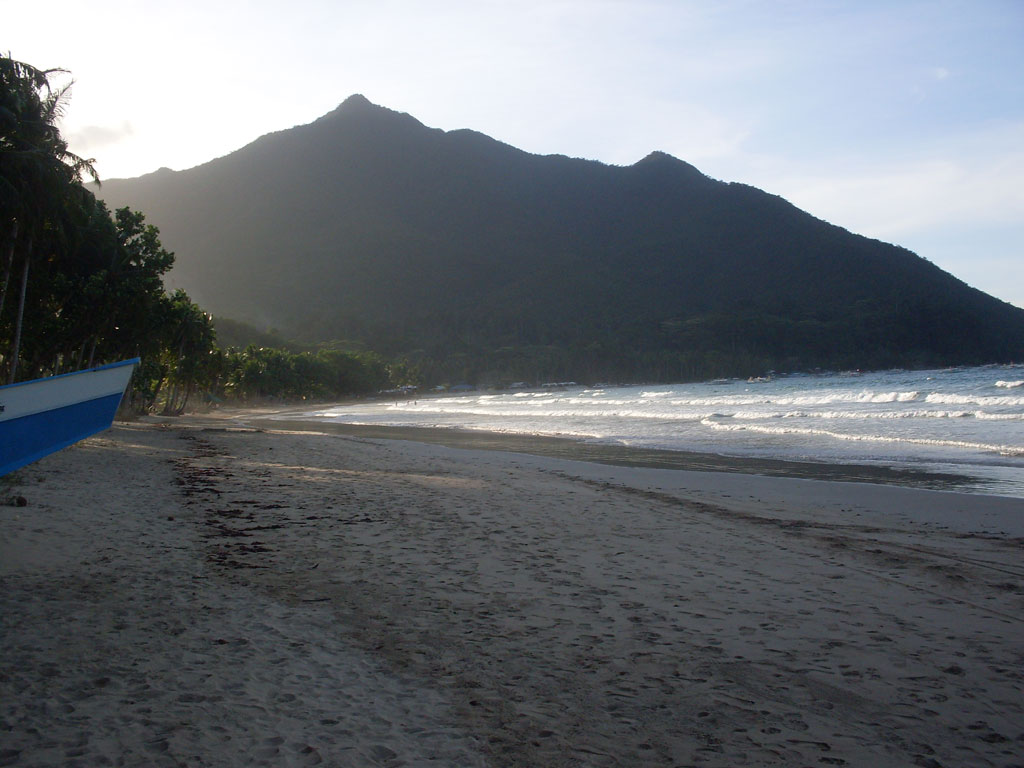 Download this Sabang Beach Late Afternoon picture